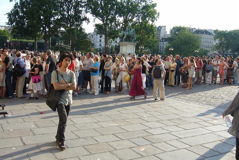 117 - Attente pour le concert.JPG